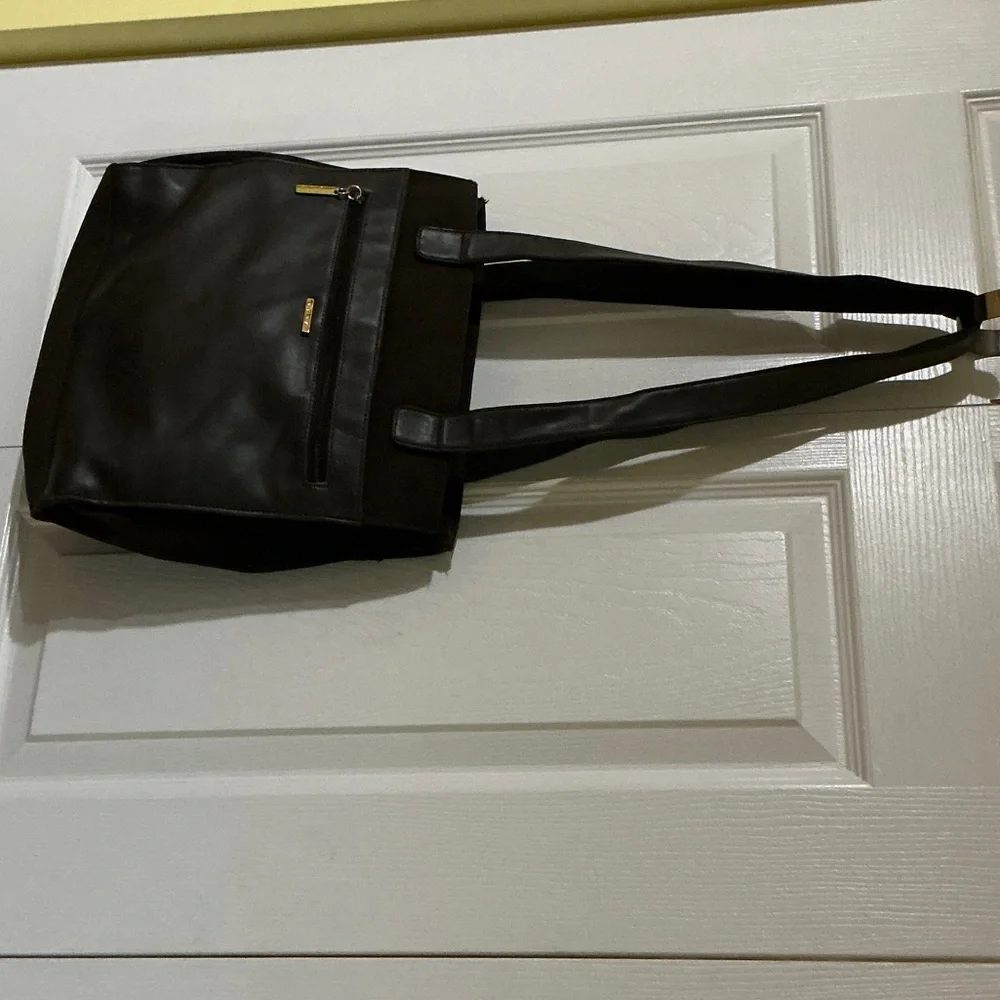 Women’s Black Leather Tote Bag - Classic Everyday Carry